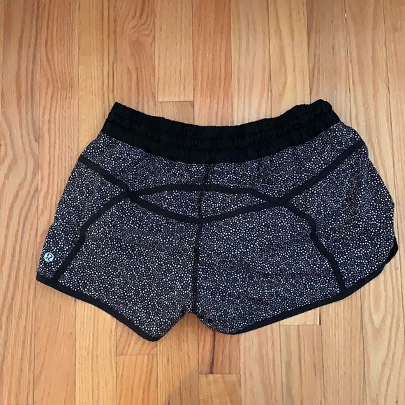 LULULEMON SHORTS-SIZE 8 (4 inch) WORN ONCE IN PERFECT CONDITION. - Picture 2 of 3